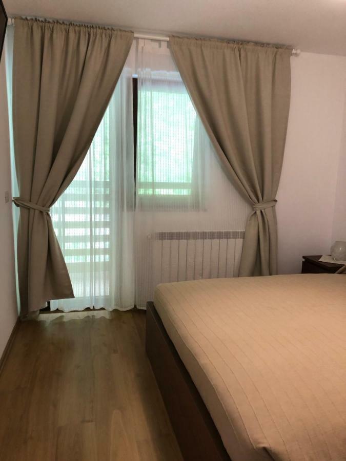 D' Magic Hotel Brosteni Kültér fotó