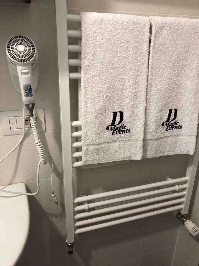 D' Magic Hotel Brosteni Kültér fotó